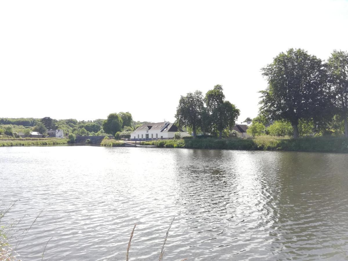 Les Chambres Du Bistro Du Canal Pleyben Kültér fotó